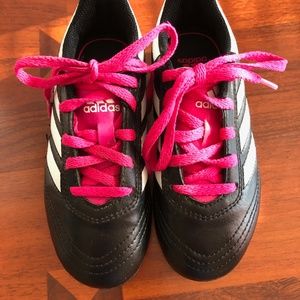 EUC Adidas Soccer Cleats Shoes Black Pink Girls